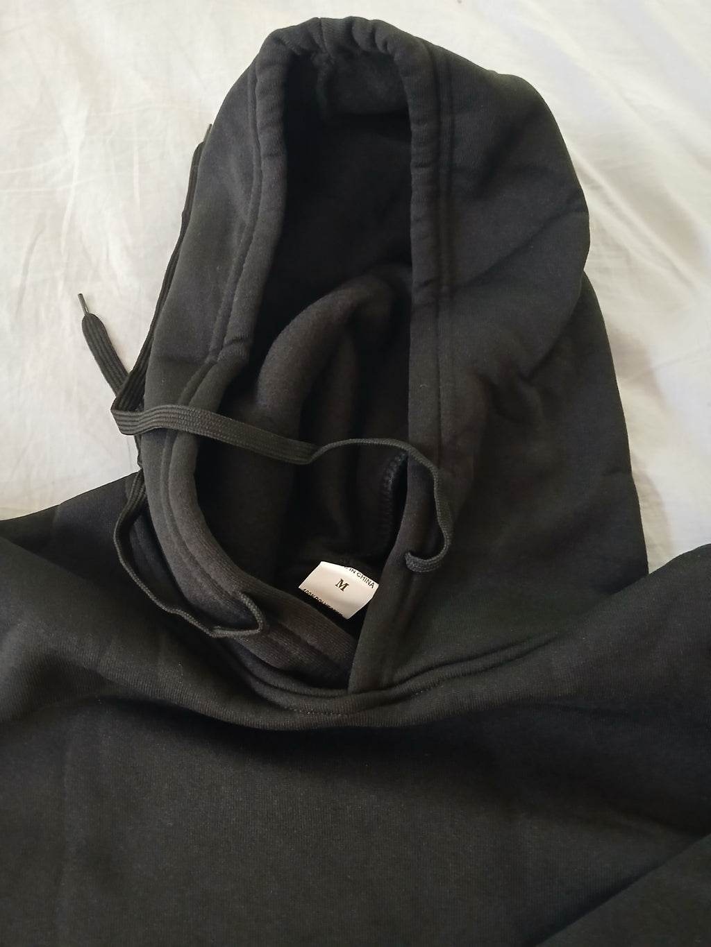 Classic All-Black Blank Hoodie – Size L (New)