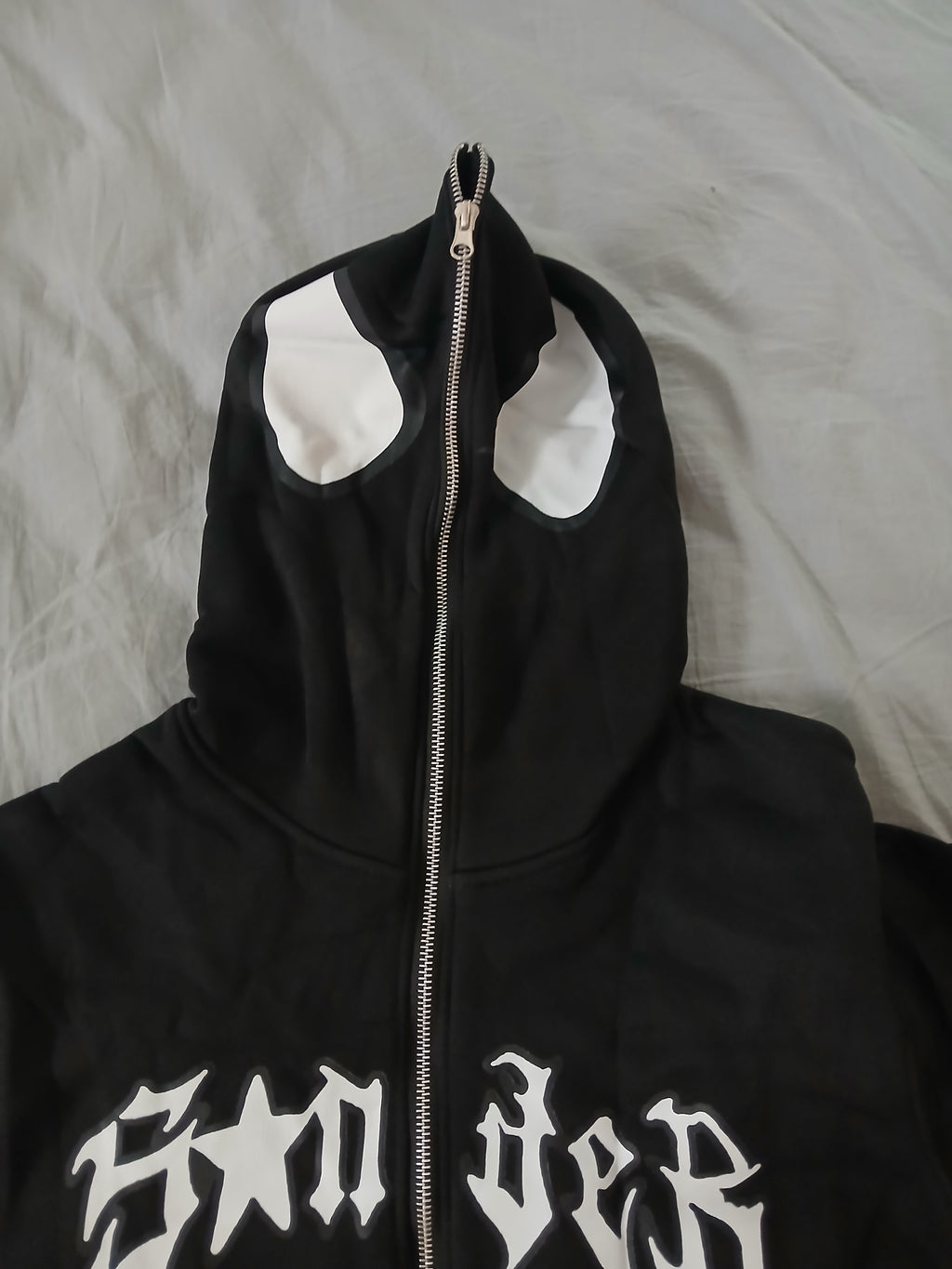 Y2K Spider Graphic Full-Zip Hoodie – Brand New / Sealed